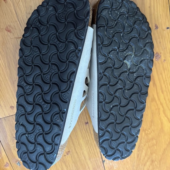 Birkenstock Sandals W size 37 EUC - Cream - Picture 5 of 5